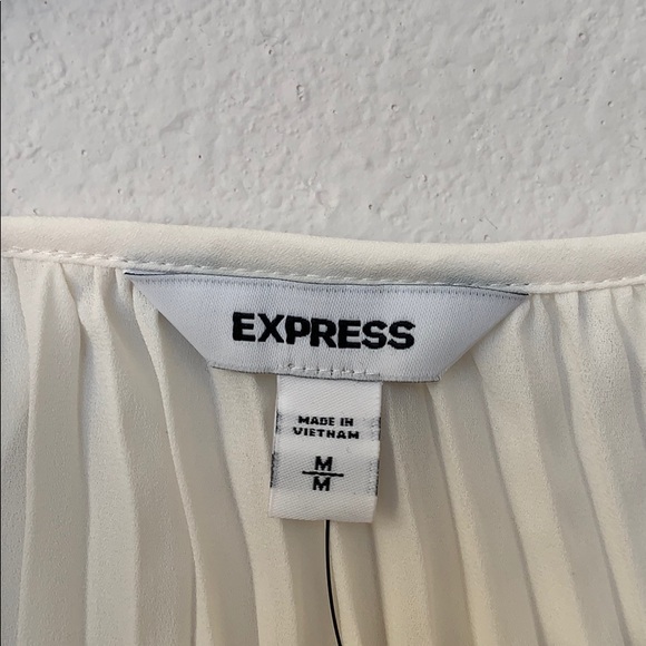 Express Cream Dress Blouse - Picture 6 of 7
